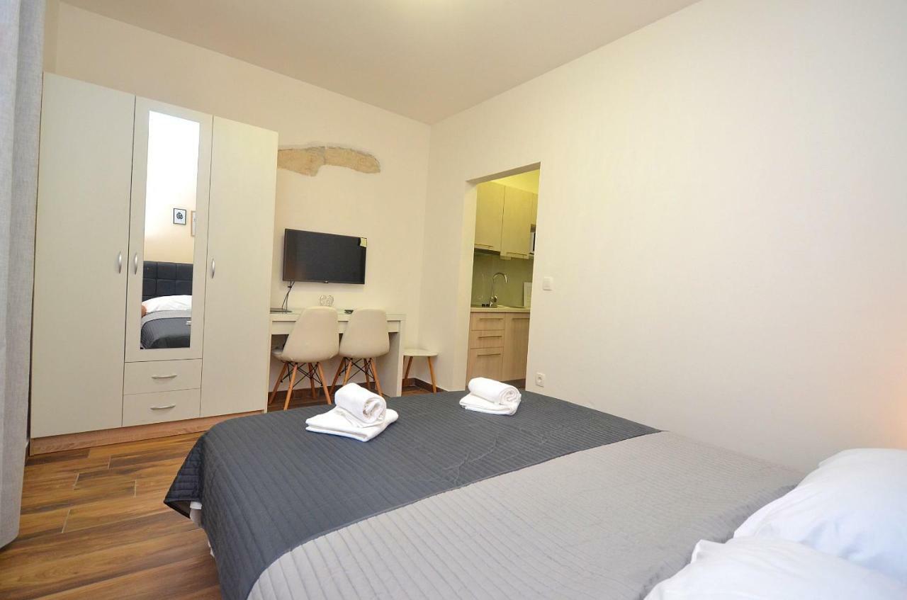 Stella Apartments Novigrad  Ngoại thất bức ảnh